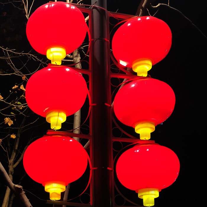 酒泉厂家定制太阳能灯杆灯箱道旗广告牌路灯广告灯箱图6