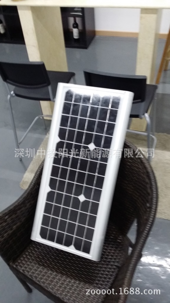 8W12W太阳能路灯