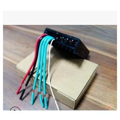 厂家直销100W12V24V防水型风力发电机控制器带手自动刹车安全可靠