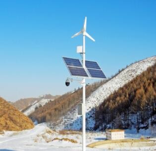 户外一体化太阳能路灯 4米6米8米10米市电风光互补太阳能风能路灯图2