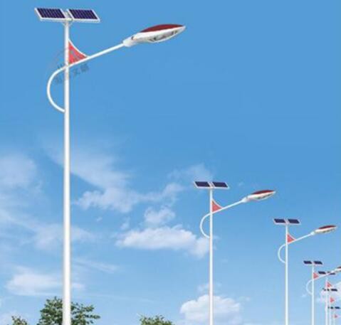 工程户外道路LED照明6米太阳能路灯30W 新农村照明太阳能路灯