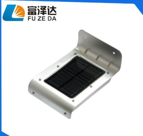 厂家销新款太阳能人体感应灯壁灯家庭户外太阳能花园感应灯