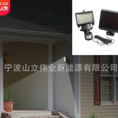 100LED 太阳能人体感应灯 应急灯 投光灯