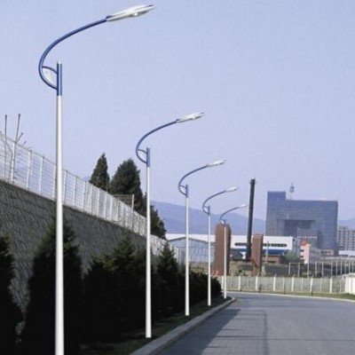 可定制LED太阳能路灯 8米100w镀锌户外新农村单臂市政工程道路灯