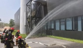 武汉消防为新能源汽车企业安全生产保驾护航