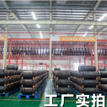 华春可定制商用太阳能集热系统 工业热水供暖设备 太阳能热水器图3